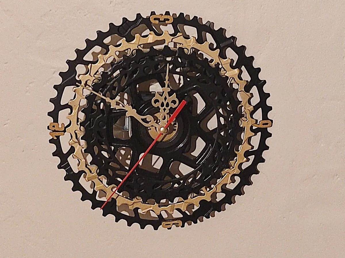 Pendule horloge cassette SRAM — création art déco vélo Alain Gentreau